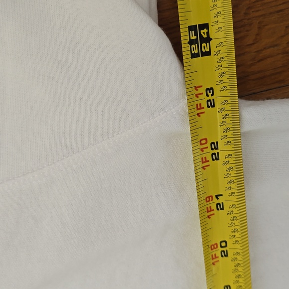 LEVI'S BRAND SIGNATURE WOMENS LONG SLEEVES WHITE SWEATSHIRT LARGE - Picture 10 of 15